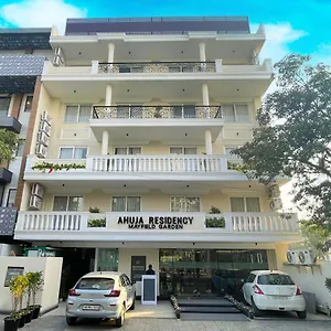 *** Hotel Ahuja Residency Mayfield Garden India